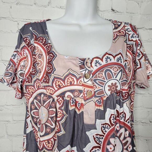 Women's Mandala Paisley Short Sleeve Top Medium - Picture 2 of 5